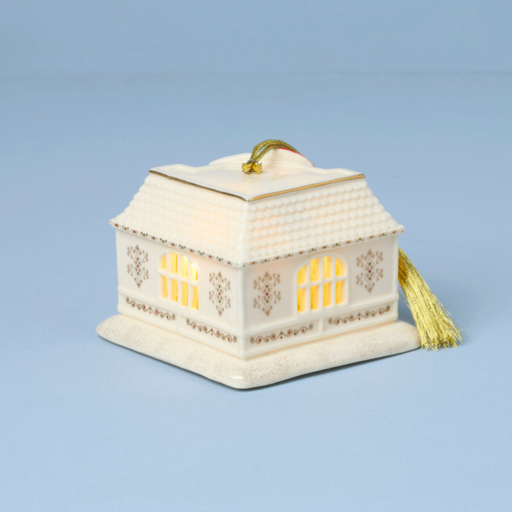 Mistletoe Park Diner Lit Ornament